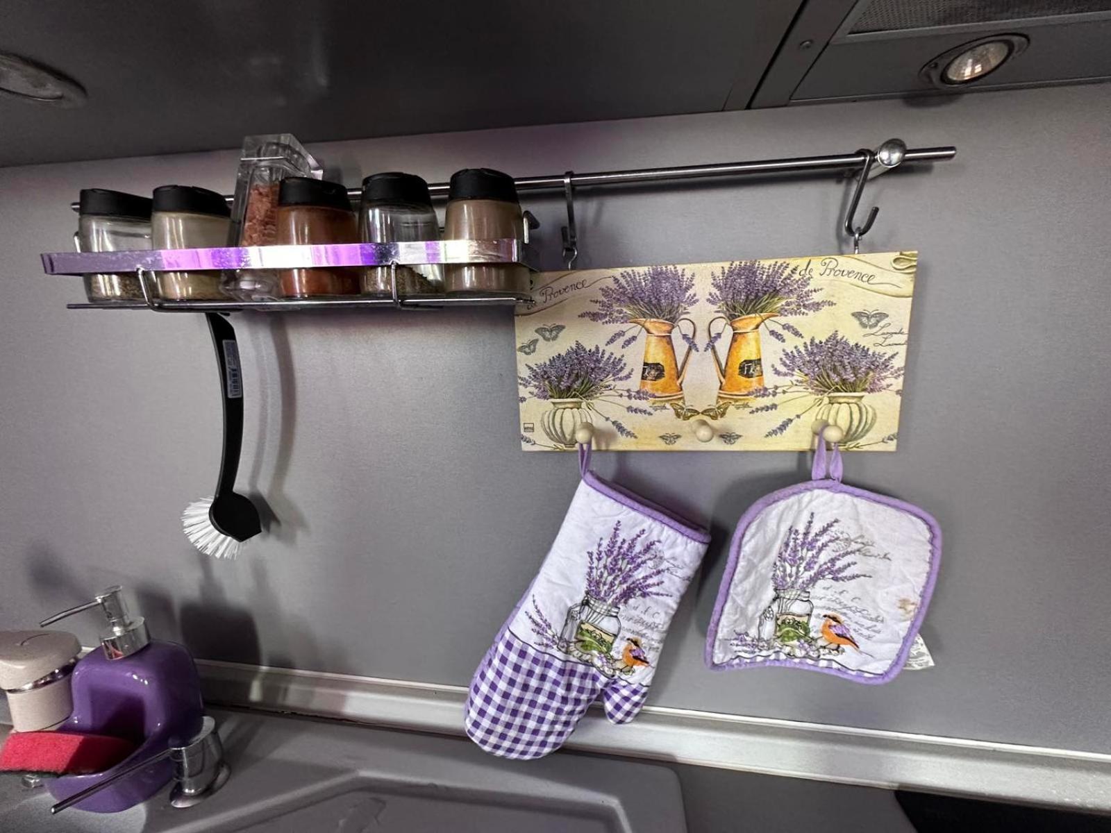 Apartment Lavender, Near To Airport صوفيا المظهر الخارجي الصورة