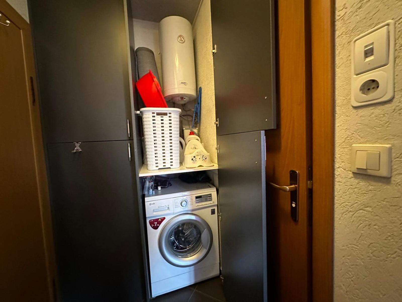 Apartment Lavender, Near To Airport صوفيا المظهر الخارجي الصورة